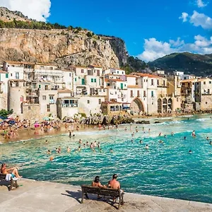 Carbonari House Cefalu